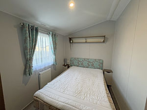Bedroom- click for photo gallery